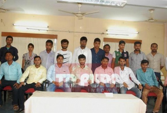 Another jerk for Congress, about 37 members of NSUI resigned from their post: Congress party losing its grip from the state Another jerk for Congress, about 37 members of NSUI resigned from their post: Congress party losing its grip from the state